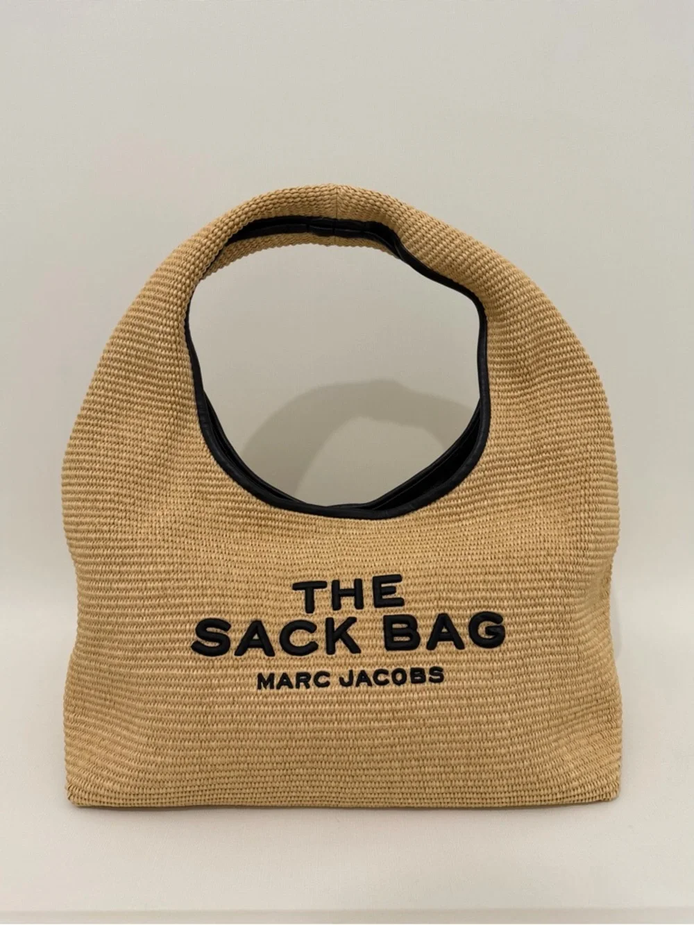 Marc Jacobs
The Woven Sack bag - Picture 2 of 9